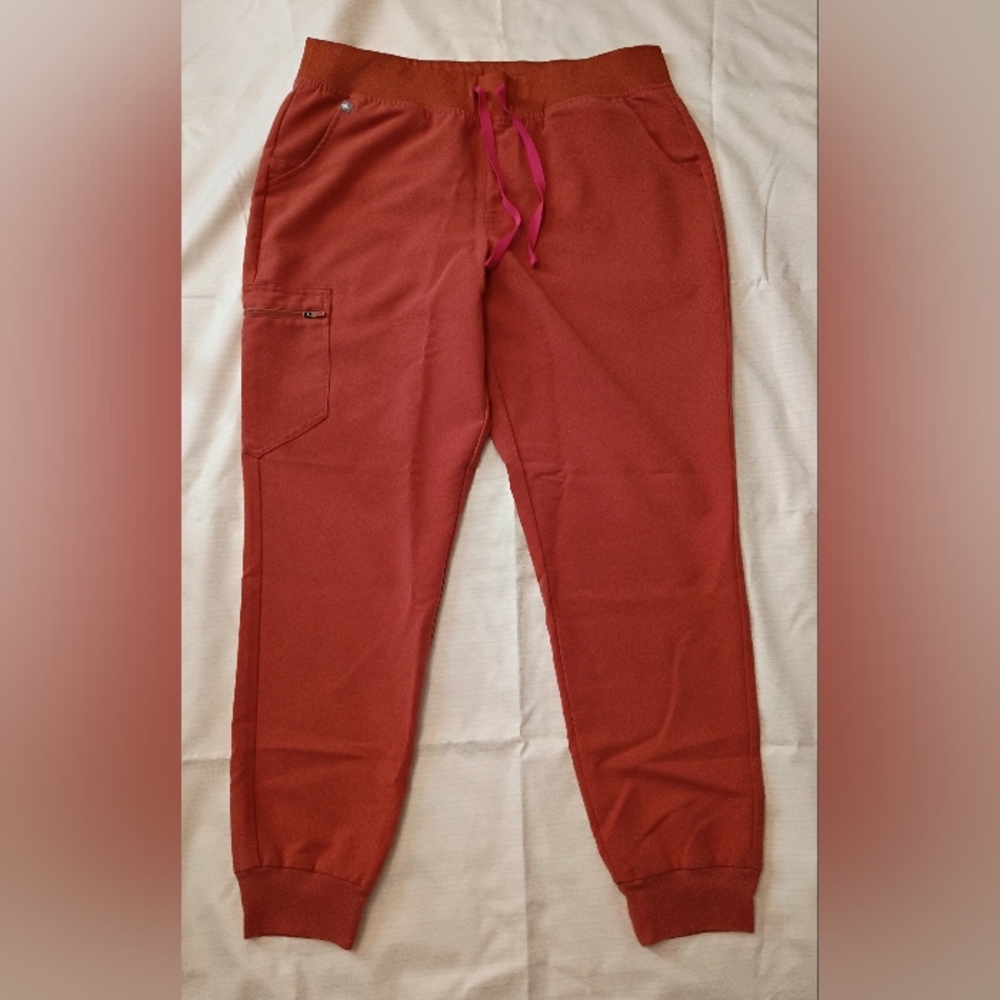 Figs Rust Joggers with Pink Drawstring
